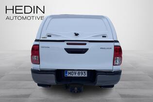 Toyota Hilux vaihtoauto