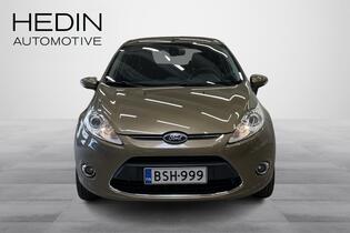 Ford Fiesta vaihtoauto