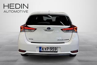 Toyota Auris vaihtoauto