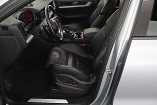 Porsche Cayenne vaihtoauto