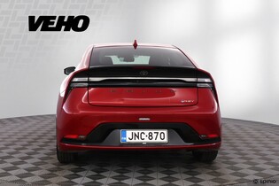Toyota Prius Plug-in vaihtoauto