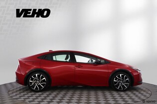 Toyota Prius Plug-in vaihtoauto