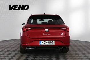 SEAT Leon Sportstourer vaihtoauto