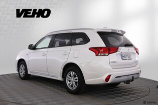 Mitsubishi Outlander PHEV vaihtoauto