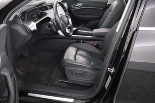 Audi e-tron vaihtoauto