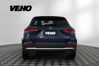 Mercedes-Benz GLA vaihtoauto