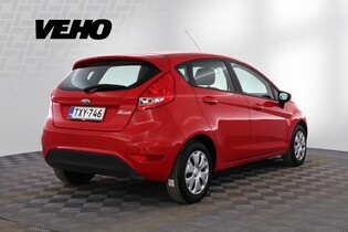 Ford Fiesta vaihtoauto