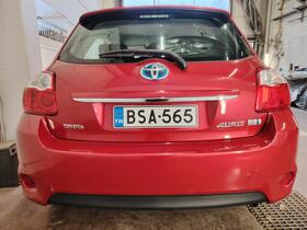 Toyota Auris vaihtoauto