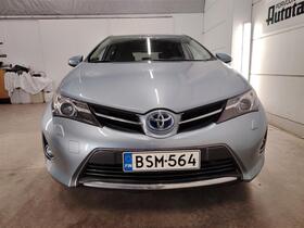 Toyota Auris vaihtoauto