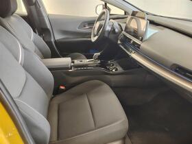 Toyota Prius Plug-in vaihtoauto