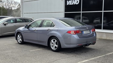 Honda Accord vaihtoauto