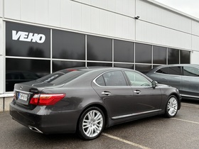Lexus LS vaihtoauto