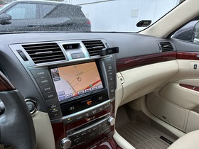 Lexus LS vaihtoauto