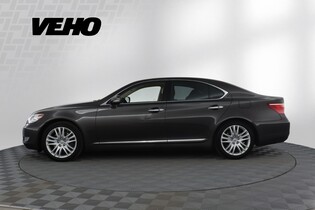Lexus LS vaihtoauto
