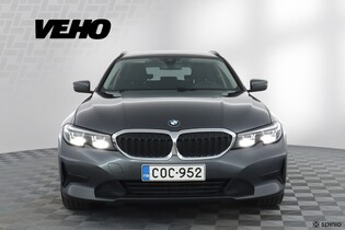 BMW 320 vaihtoauto