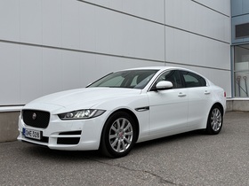 Jaguar XE vaihtoauto