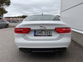 Jaguar XE vaihtoauto