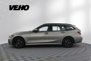 BMW 320 vaihtoauto