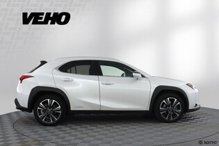 Lexus UX vaihtoauto