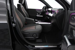 Mercedes-Benz EQB vaihtoauto