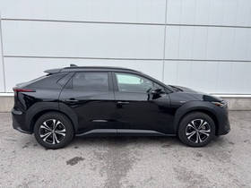 Toyota bZ4X vaihtoauto