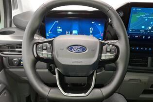 Ford Tourneo Custom vaihtoauto