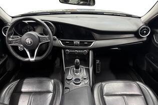 Alfa Romeo Giulia vaihtoauto