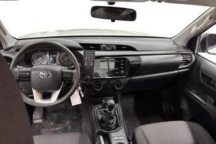 Toyota Hilux vaihtoauto