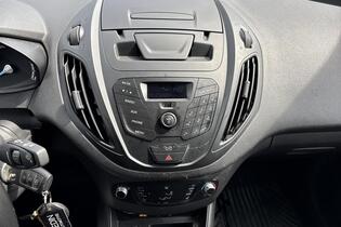 Ford Transit Courier vaihtoauto