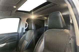 Nissan Navara vaihtoauto