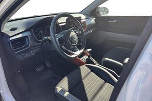 Kia Stonic vaihtoauto