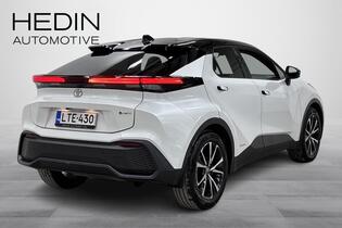 Toyota C-HR vaihtoauto