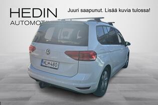 Volkswagen Touran vaihtoauto