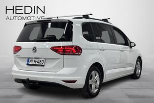 Volkswagen Touran vaihtoauto