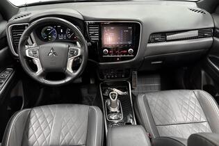 Mitsubishi Outlander PHEV vaihtoauto