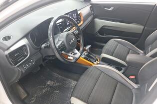 Kia Stonic vaihtoauto