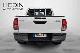 Toyota Hilux vaihtoauto