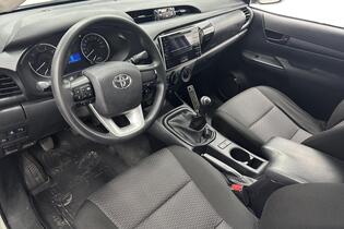 Toyota Hilux vaihtoauto