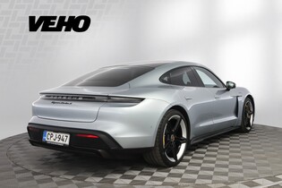 Porsche Taycan vaihtoauto