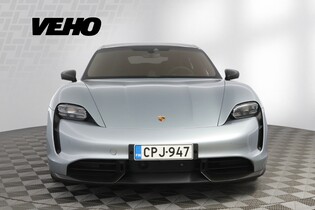Porsche Taycan vaihtoauto