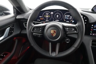 Porsche Taycan vaihtoauto