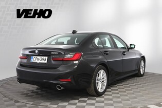 BMW 320 vaihtoauto