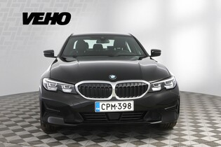 BMW 320 vaihtoauto