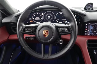 Porsche Taycan vaihtoauto