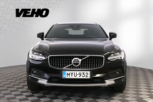 Volvo V90 Cross Country vaihtoauto