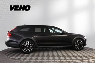Volvo V90 Cross Country vaihtoauto