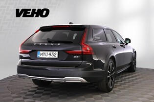 Volvo V90 Cross Country vaihtoauto