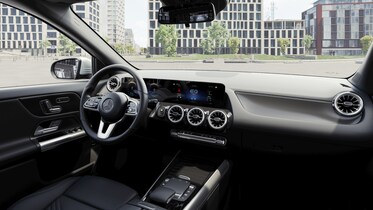 Mercedes-Benz EQA vaihtoauto