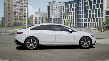 Mercedes-Benz EQE vaihtoauto