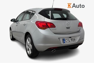 Opel Astra vaihtoauto